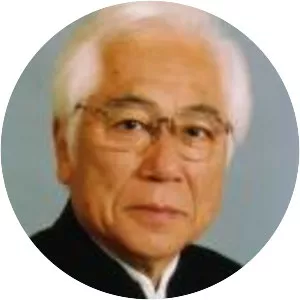 Takanobu Hozumi