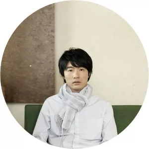 Takehiro Kono Singer