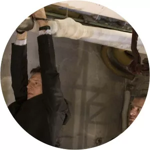 Taken: Review - TV program