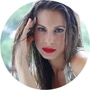 Talia Bentson - Musical artist