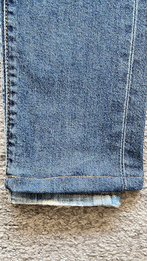 Taller De Arreglos - Clothing alteration service in Madrid, Spain