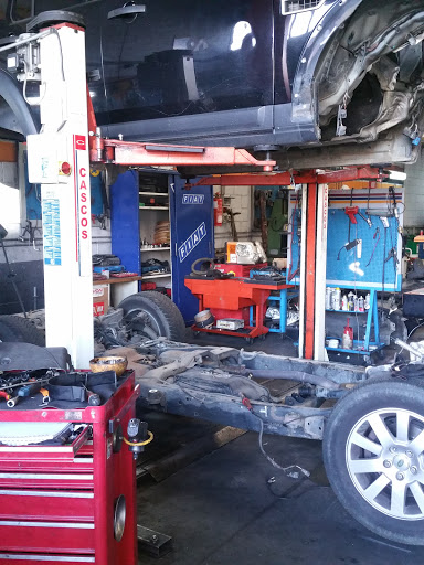 Taller Felipe Ruiz - Auto repair shop in Spain