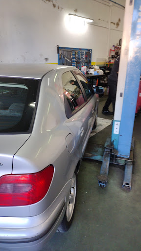 TALLERES ARMAS - Car repair and maintenance service in Spain