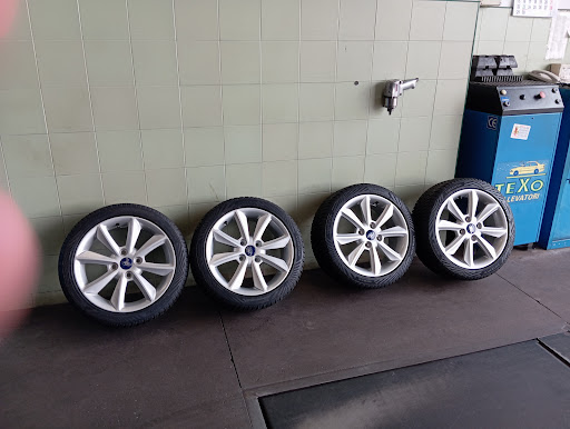 Talleres de la Vega C.B. - Car repair and maintenance service in Spain