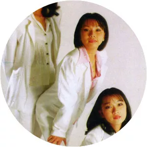 Tam ca Áo trắng (Tam ca Áo Trắng)