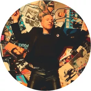 Tam Johnstone - Musician ‧ Davey Johnstone's son