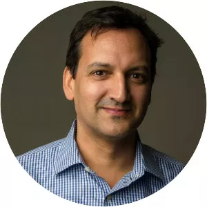 Tamir Moustafa photograph