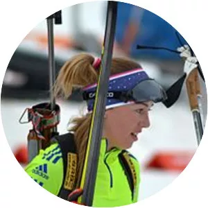 Tanja Karisik-Kosarac (Tanja Karišik‎)