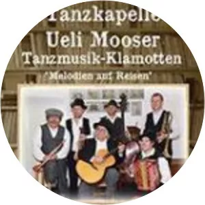 tanzkapelle ueli mooser - Musical group