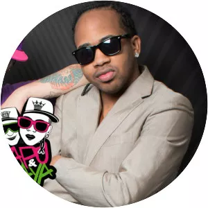 Tapo & Raya - Musical band