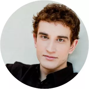 Tareq Nazmi - Singer