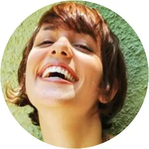 Tatiana Muniz - Actress