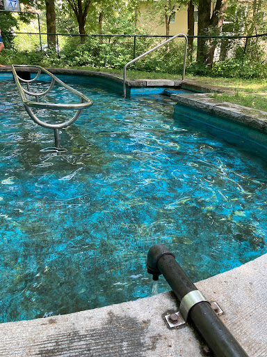 Tauchbecken des Gnoms - Spa garden in Munich, Germany