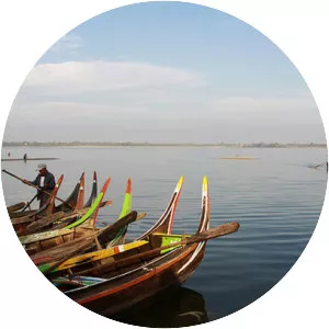 Taung Tha Man Lake photograph