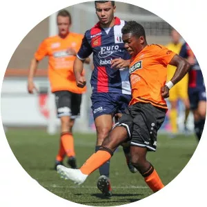 Taye Lee - Football player