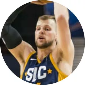 Taylor Braun - American professional basketball player