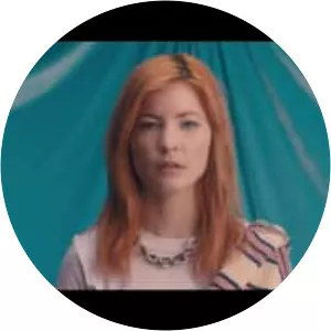 Taylor Janzen - Musician