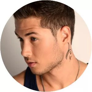 Taylor Jones - Basketball player