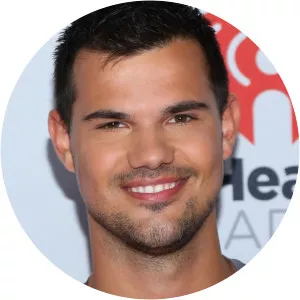 Taylor Lautner