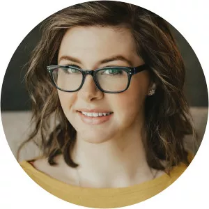 Teagan Hunter - Author