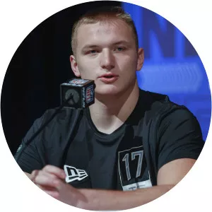 Teagan Quitoriano - American football tight end