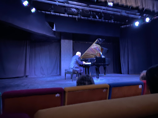 Teatro Municipal de Miraflores de la Sierra - Performing arts theater in Miraflores de la Sierra, Spain