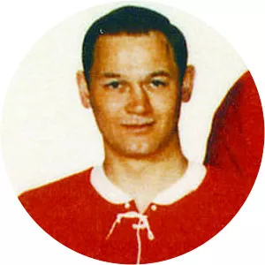 Ted Harris - Canadian ice hockey player