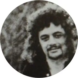 Teddy Toi Musician - Musician