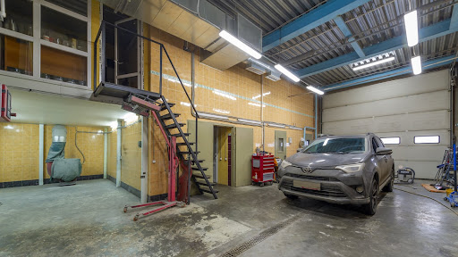 Tekhtsentr Na Dmitrovke - Car repair and maintenance service in Moscow, Russia