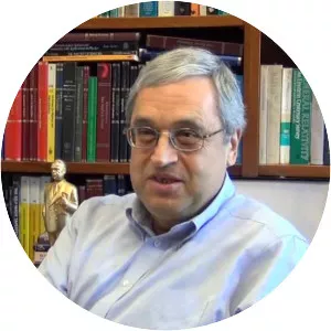 Tekin Dereli - Turkish physicist