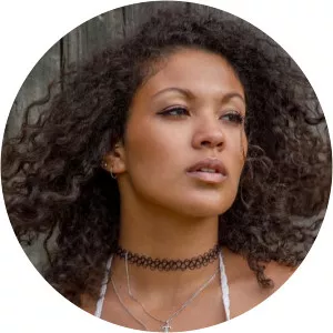 Tenisha Edwards photograph