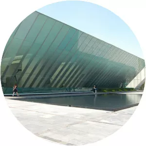 Teodoro González de León