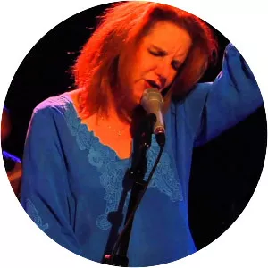 Teresa James & The Rhythm Tramps - Musical group