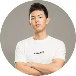 Terry Zhong - Musical artist