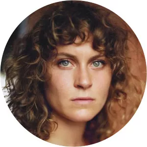 Tess Goldwyn - Director ‧ Tony Goldwyn's daughter