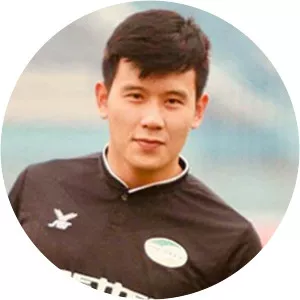 Thế Tài Quàng - Football player