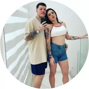 Thais Vasconcelos - Ferrugem's wife