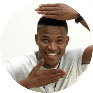 Thami Shobede - Singer