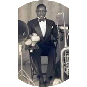 Thamon Hayes Musician