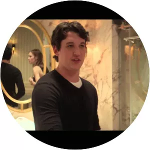 That Awkward Moment - 2014 ‧ Romance/Comedy ‧ 1h 34m