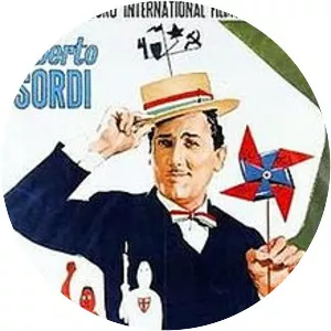 The Art of Getting Along - 1954 ‧ Comedy ‧ 1h 35m