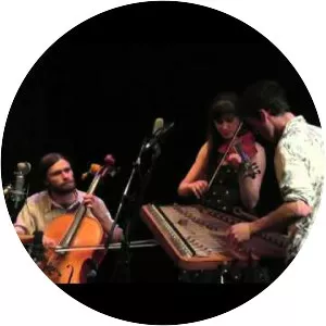 The Bee Eaters - Musical group