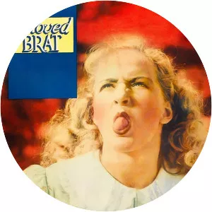 The Beloved Brat - 1938 ‧ Drama/Comedy ‧ 1h 2m