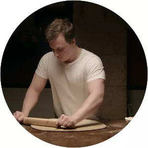 The Cakemaker - 2017 ‧ Drama/Romance ‧ 1h 53m