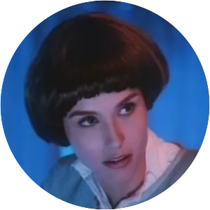 The Cave of the Golden Rose - 1991 ‧ Romance/Adventure ‧ 3h 20m