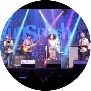 The Dance Crashers - Musical artist