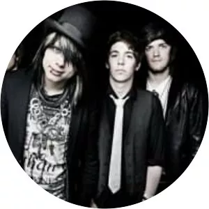 The Dead Lay Waiting