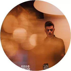 The Distance / Riddick - Musical artist