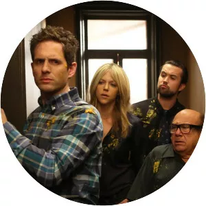 The Gang Squashes Their Beefs - It's Always Sunny in Philadelphia: Season 9, Episode 10