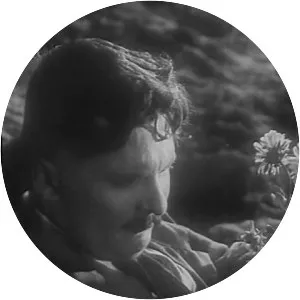 The Ghost That Never Returns